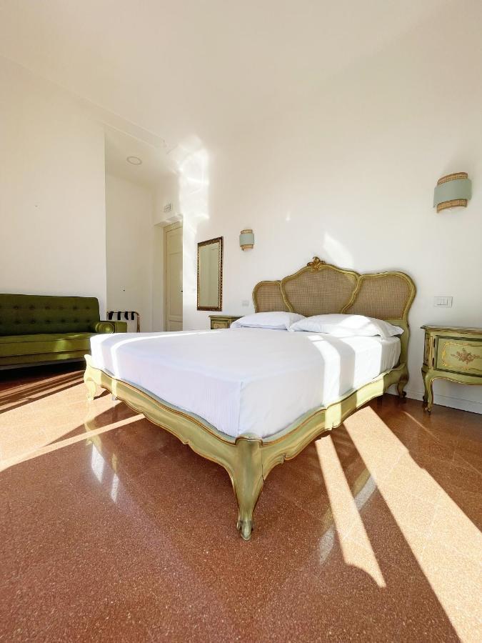 Isola - Smart Aparthotel Messina Exterior foto